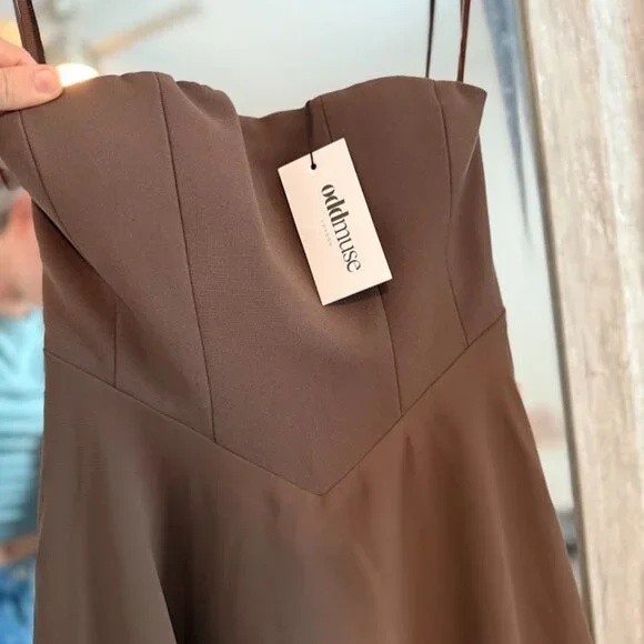 NWT, Odd Muse "The Ultimate Muse" Midi Strapless corset midi dress in brown - Picture 6 of 6